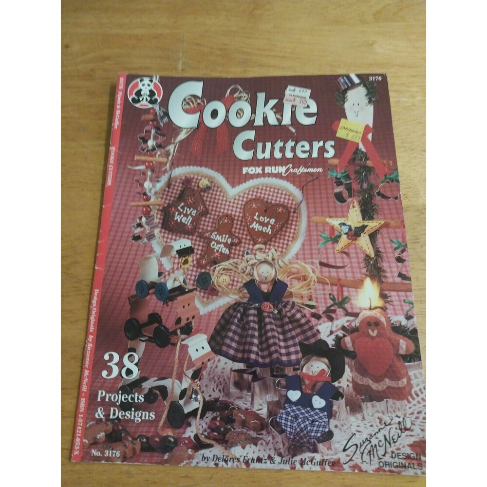 Cookie Cutters Fox Run Craftsmen no 3176 Suzanne McNeil 38 Projects
